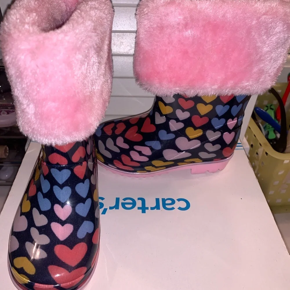 Carter rain boots size 6